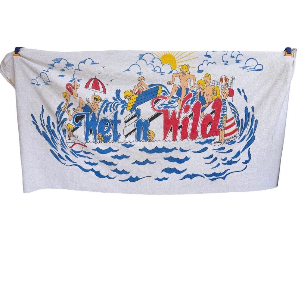 Wet N Wild Vintage Beach Towel Beach Surf Fun Water Park 1980s